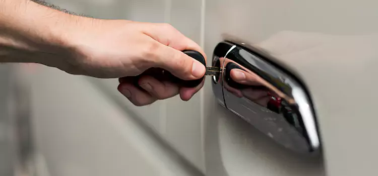 Why Choose Our Auto Locksmith Team in Columbus, NE?